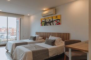 Travelers Orange Suites