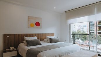 Travelers Orange Suites