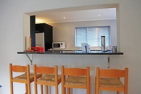 Modern Cottage In Upper Constantia