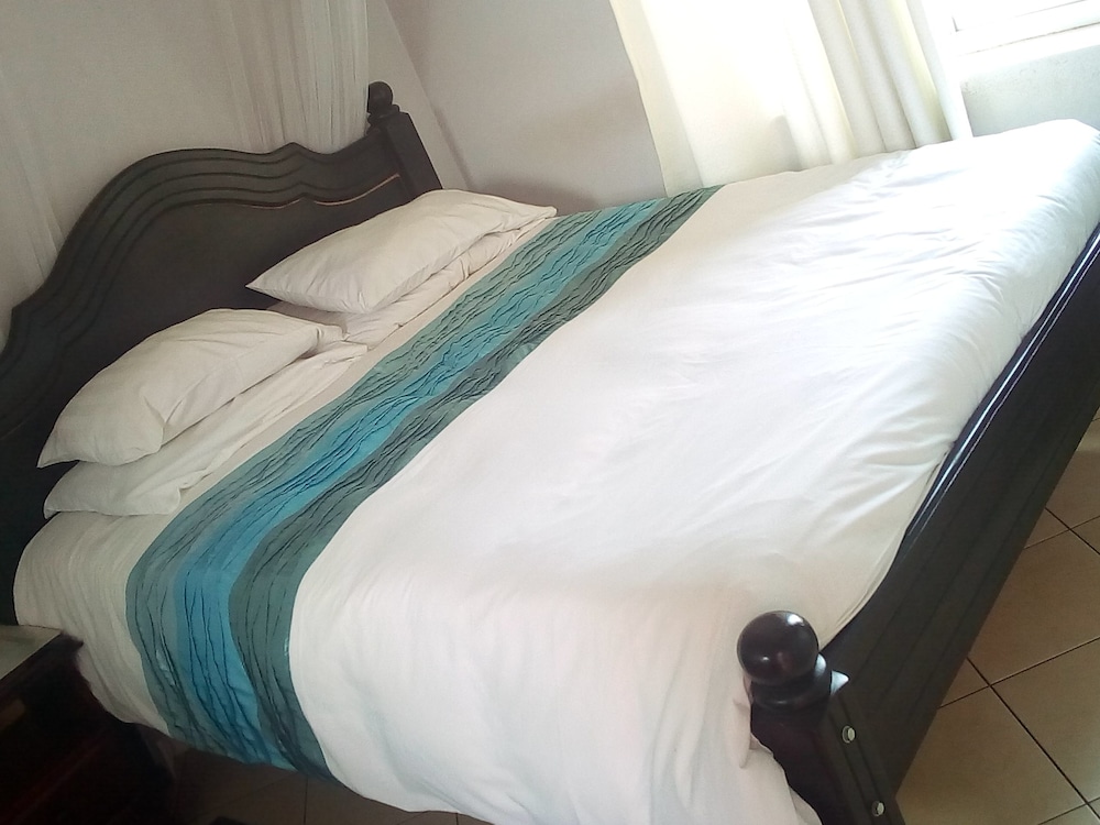 Scroll Inn Hotel