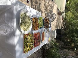 Chez Max, Cadras Haiti