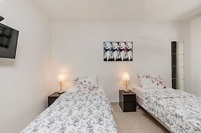 Flor Del Mar Condo