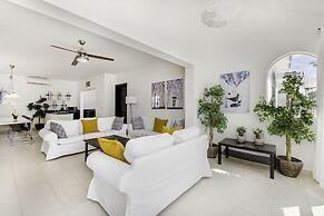 Flor Del Mar Condo