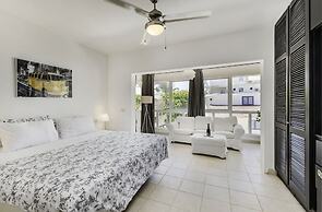 Flor Del Mar Condo