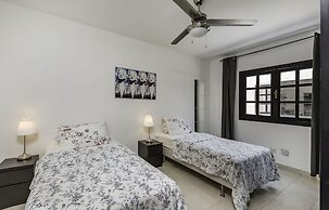 Flor Del Mar Condo