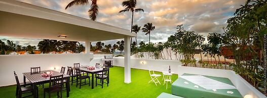 Flor Del Mar Condo