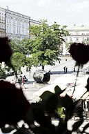 Main Square Apartments