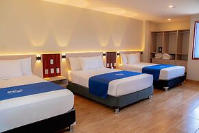 Hotel Laguna Azul