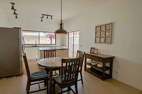 Flip Flop House