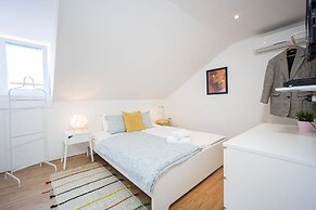 Top floor apartment