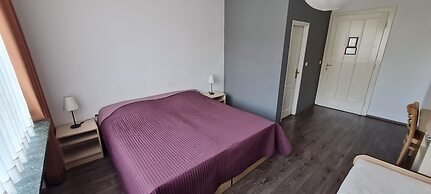 Rooms Lara