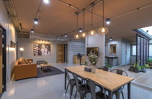 Otter House