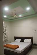 Hotel Radhika Inn