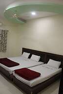 Hotel Radhika Inn