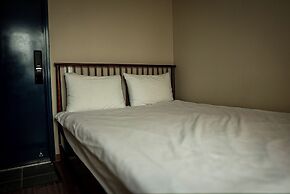 YH GuestHouse - Hostel