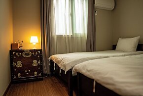 YH GuestHouse - Hostel