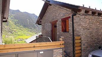 Aparthotel Spa Areu