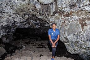 Musanze Caves Hotel