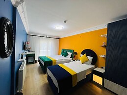 Apex Hotel