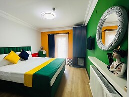 Apex Hotel