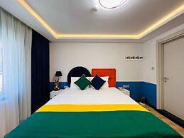 Apex Hotel