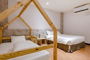 Prince Hotel