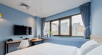 Prince Hotel