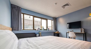 Prince Hotel