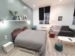 Home Sweet Home - Marais