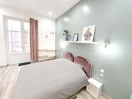 Home Sweet Home - Marais