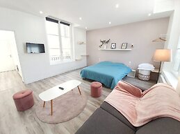 Home Sweet Home - Marais