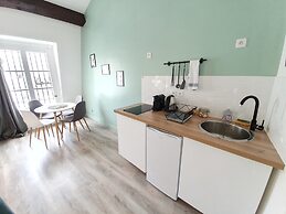 Home Sweet Home - Marais