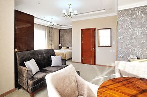 Royal Hotel Riz