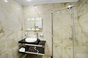 Royal Hotel Riz