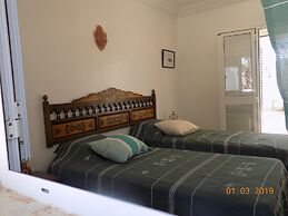 House Dar Mamina