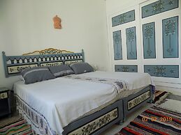 House Dar Mamina