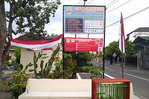 Bahagia Sederhana Home Stay - Hostel