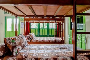 Bahagia Sederhana Home Stay - Hostel