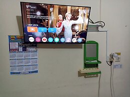 Bahagia Sederhana Home Stay - Hostel