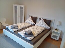 ApartOne