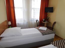 Korona Guest Rooms