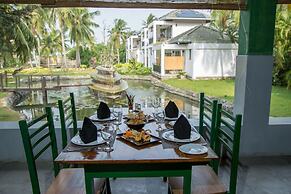 Amaluna Resorts