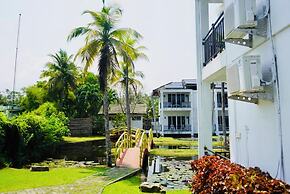 Amaluna Resorts