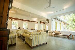 Amaluna Resorts