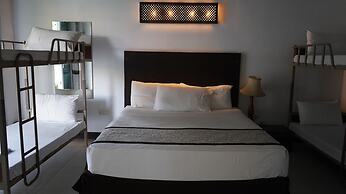 Amaluna Resorts