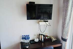 Amaluna Resorts