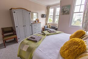 Harbour Heights Guest House