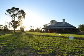 Yarrabandai Creek Homestead