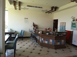 After Hill Greenhouse Resort
