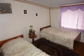 Artsiv Guesthouse